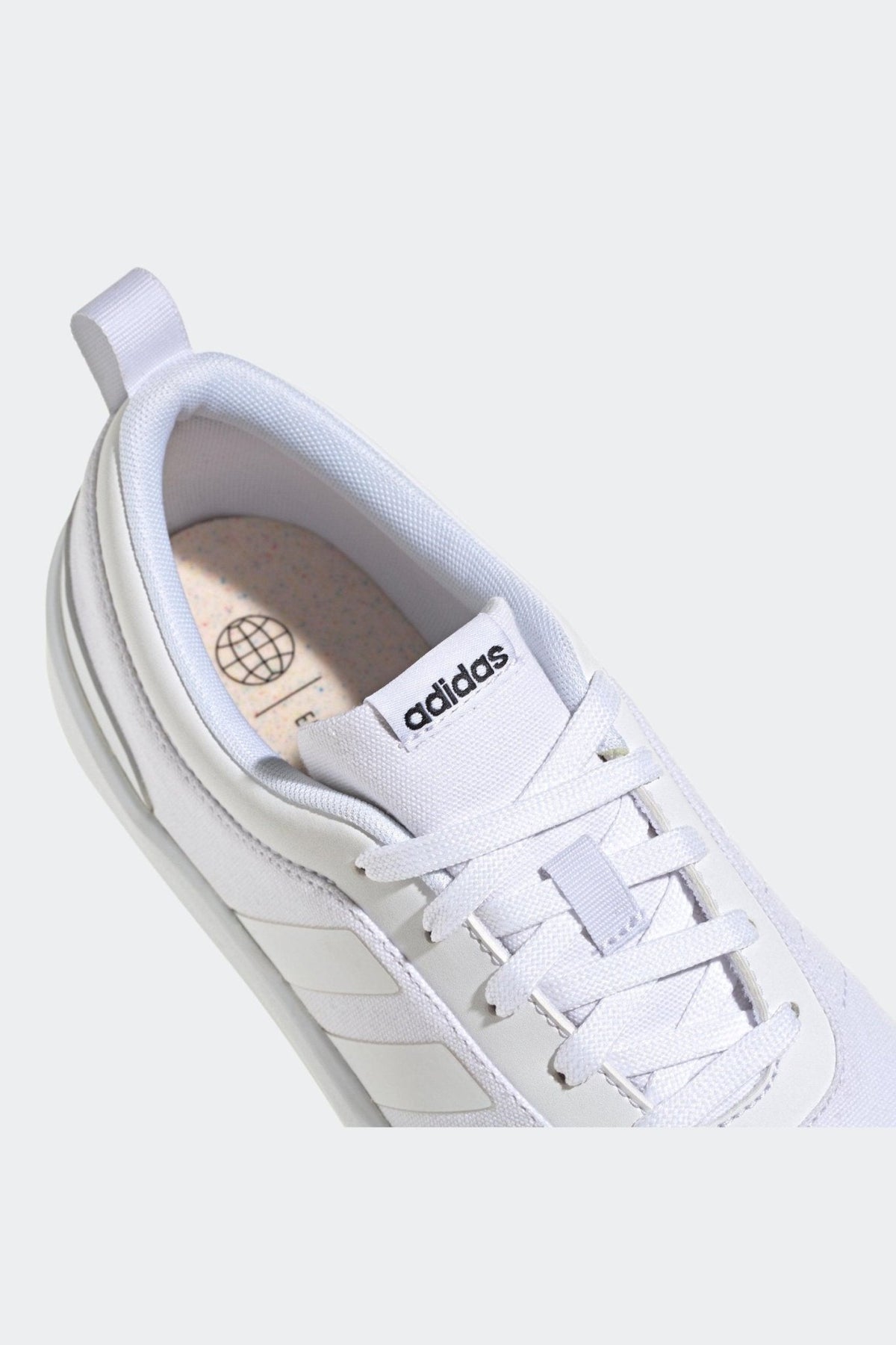 ADIDAS - סניקרס לנשים FUTUREVULC בצבע לבן - MASHBIR//365