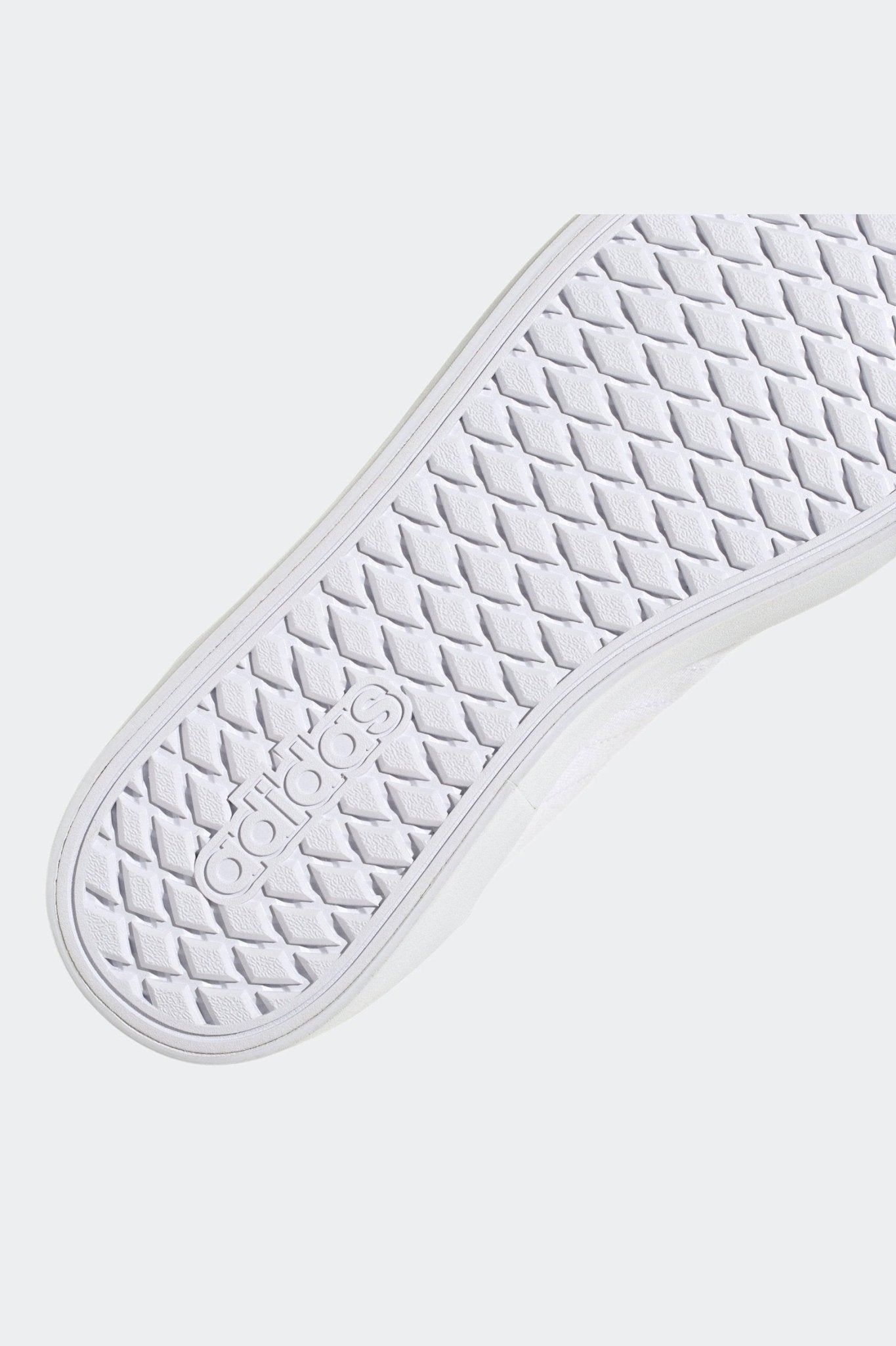 ADIDAS - סניקרס לנשים FUTUREVULC בצבע לבן - MASHBIR//365