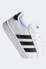 ADIDAS - סניקרס לנשים GRAND COURT בצבע לבן - MASHBIR//365
