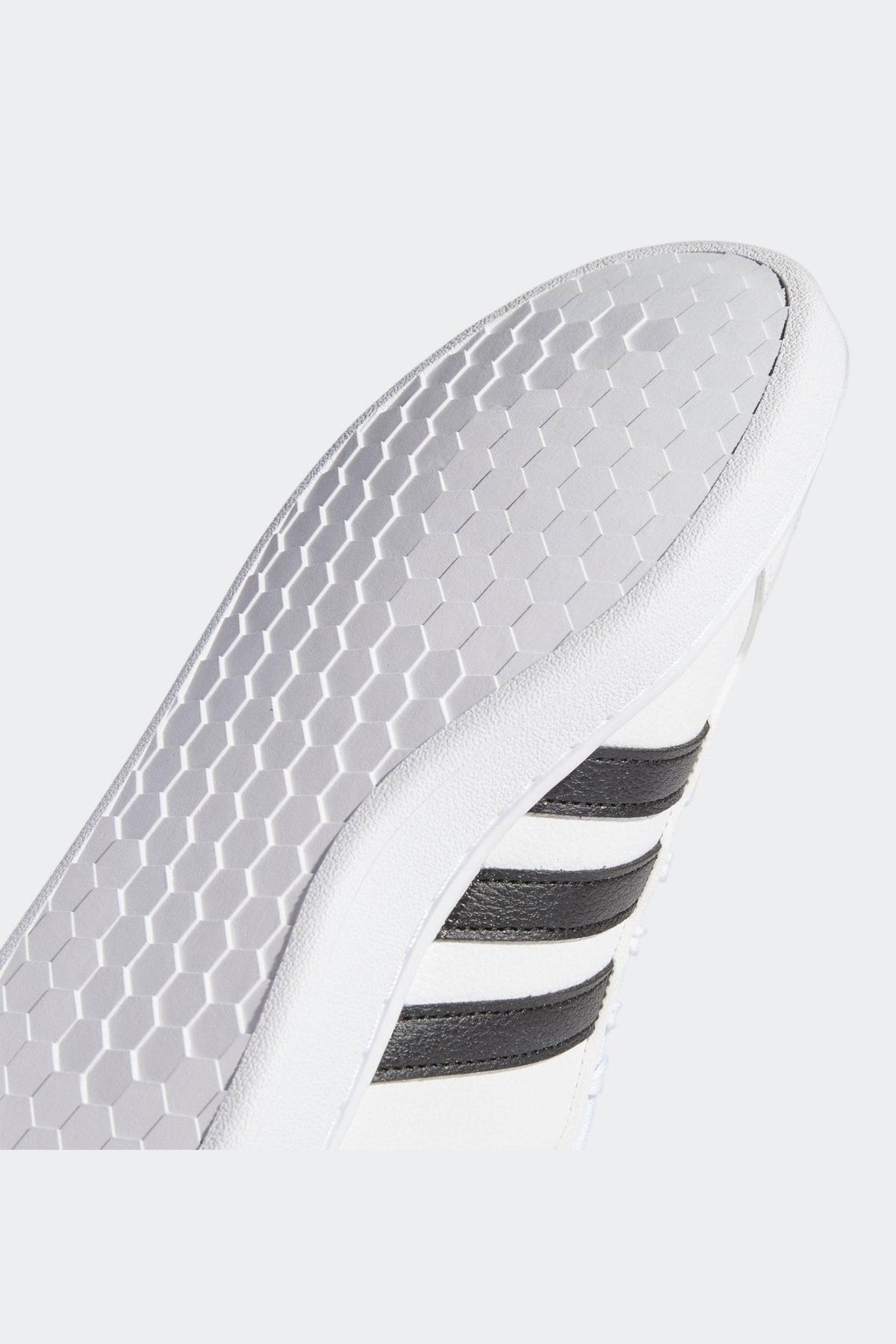 ADIDAS - סניקרס לנשים GRAND COURT בצבע לבן - MASHBIR//365