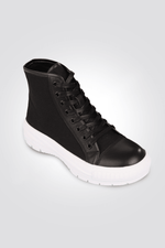 KENNETH COLE - סניקרס לנשים HIGH LEATHER AND CANVA בצבע שחור - MASHBIR//365