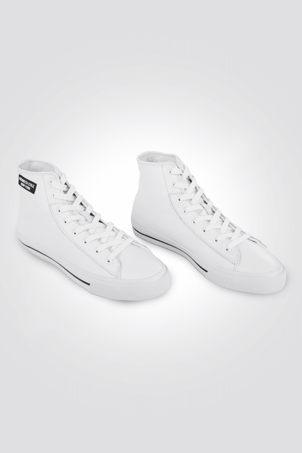 KENNETH COLE - סניקרס לנשים HIGH LEATHER בצבע לבן - MASHBIR//365