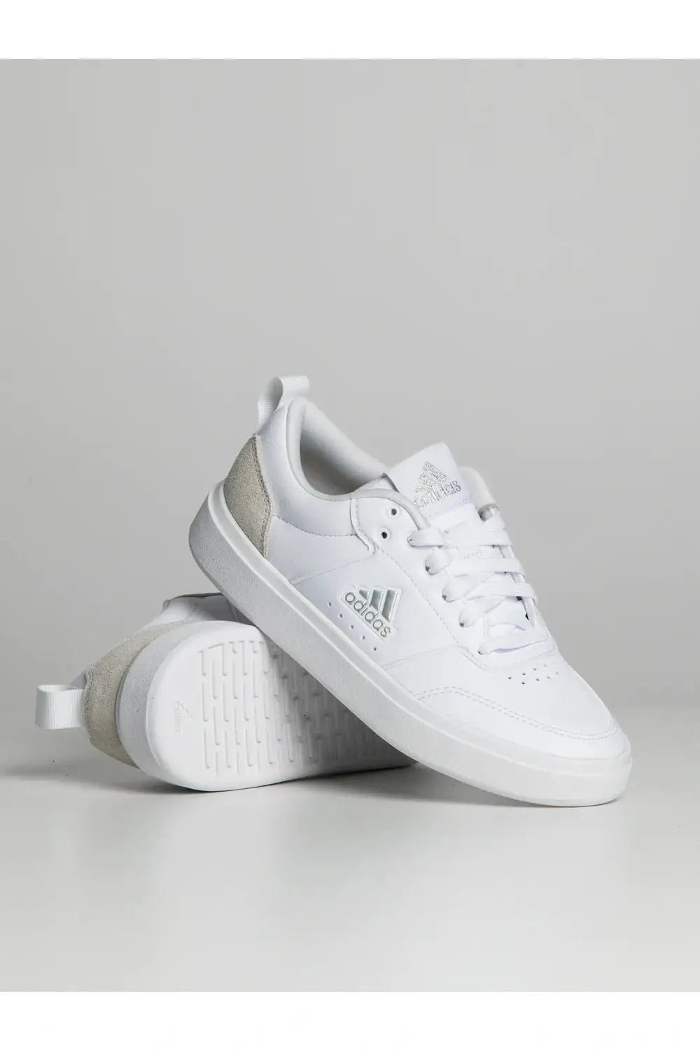 ADIDAS - סניקרס לנשים PARK ST בצבע לבן - MASHBIR//365