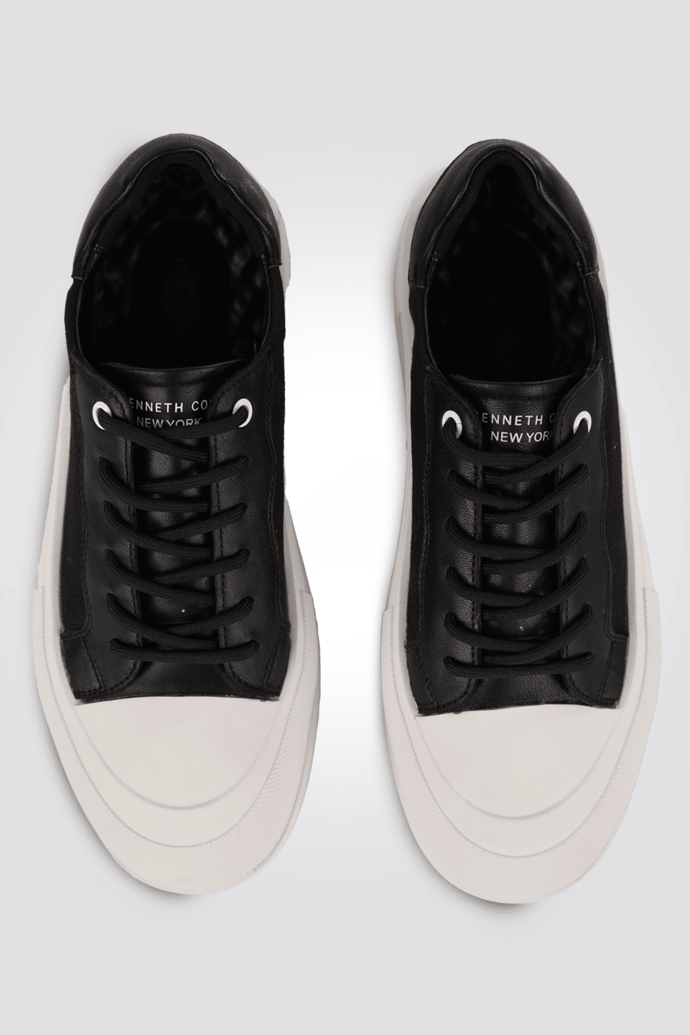 KENNETH COLE - סניקרס לנשים PLATEU LEATHER בצבע שחור - MASHBIR//365