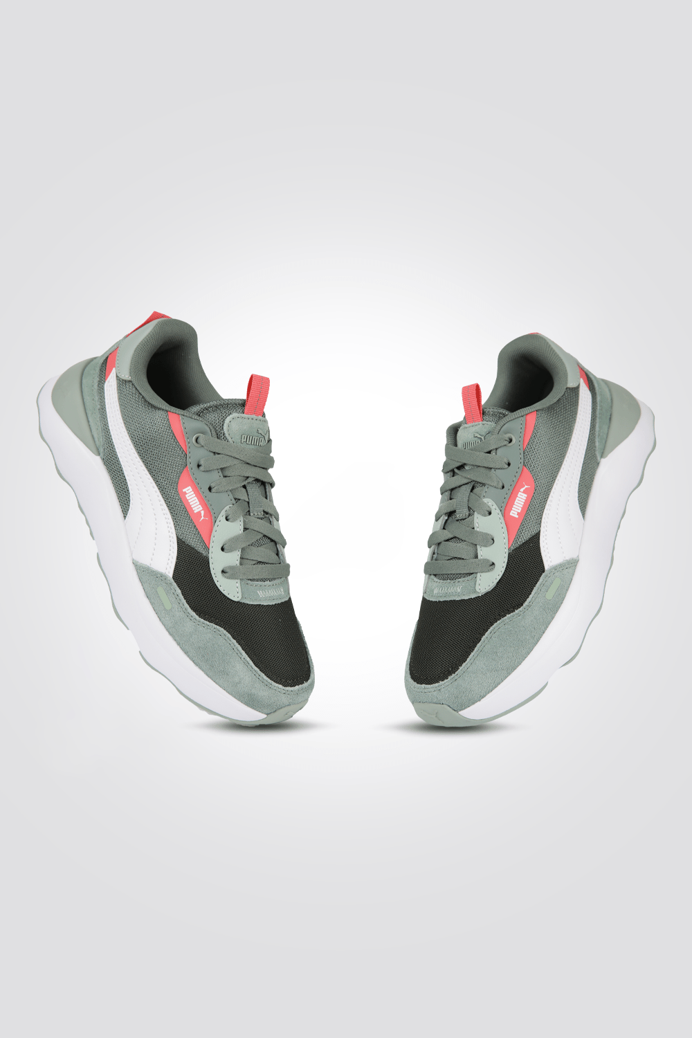 PUMA - סניקרס לנשים Runtamed Platform בצבע ירוק ולבן - MASHBIR//365