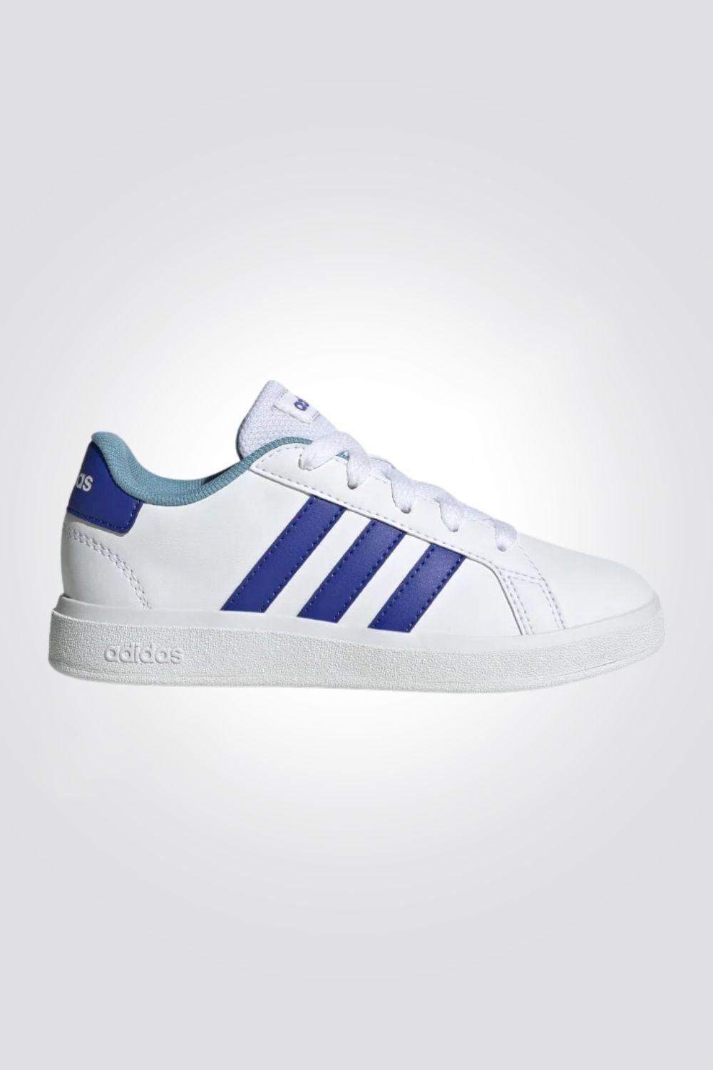 ADIDAS - סניקרס לנוער GRAND COURT 2.0 בצבע לבן וכחול - MASHBIR//365