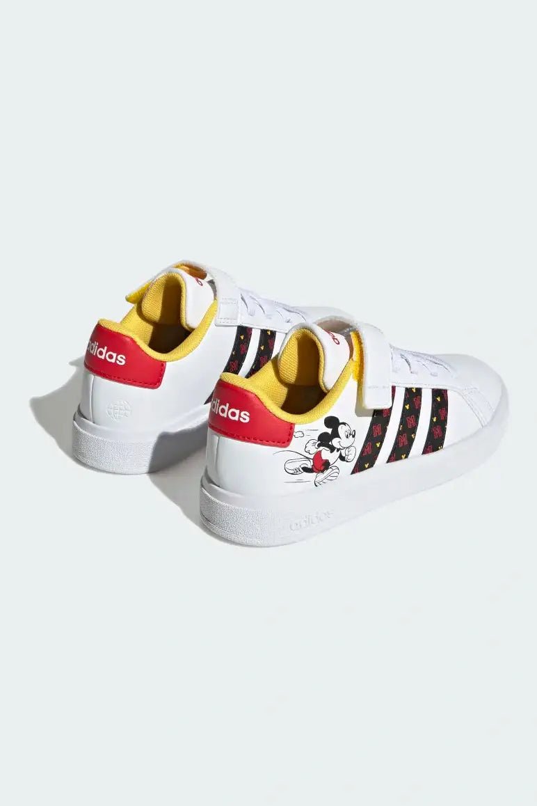 ADIDAS - סניקרס לנוער GRAND COURT MICKEY EL K בצבע לבן - MASHBIR//365