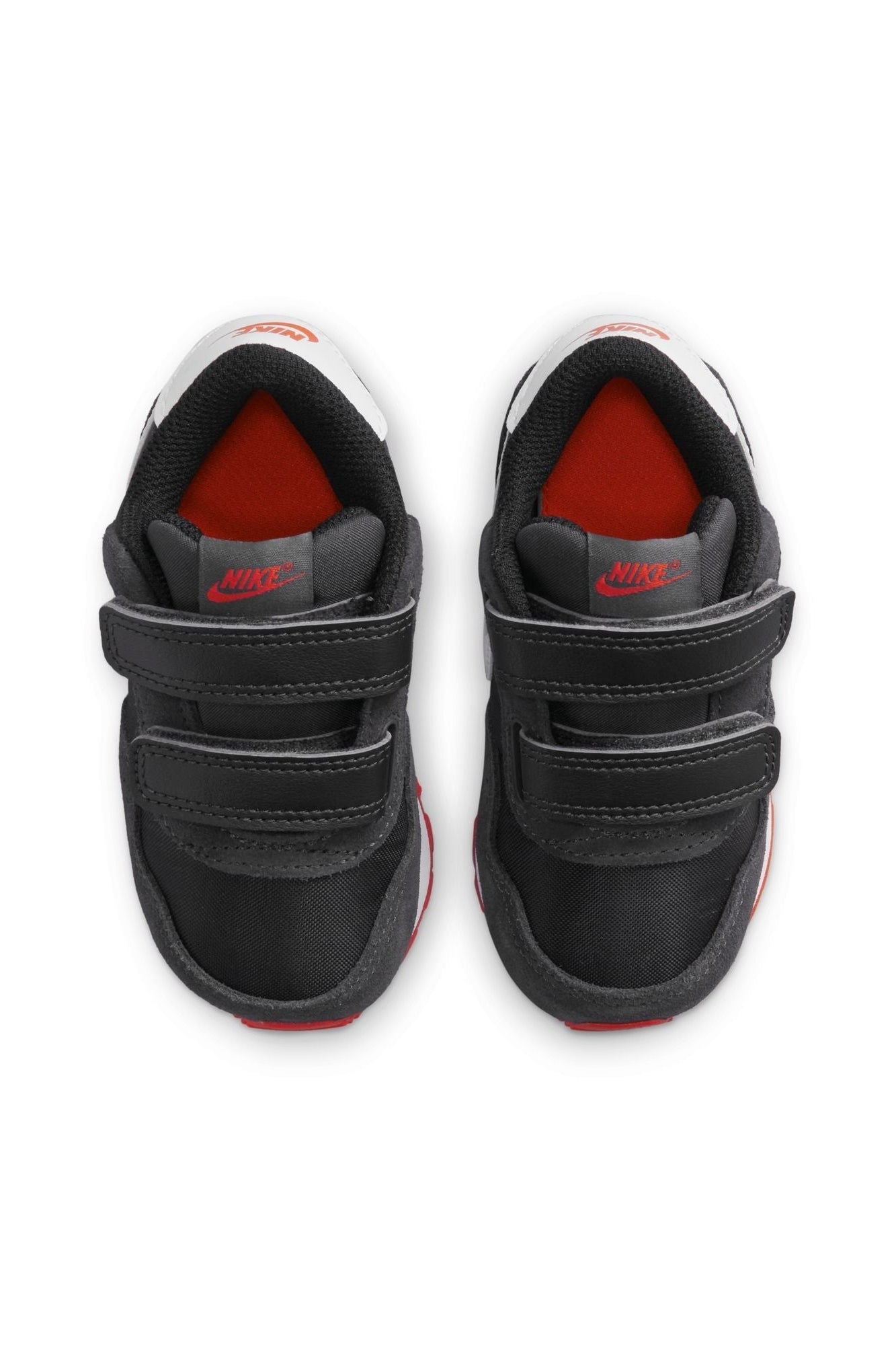 NIKE - סניקרס לתינוקות MD Valiant בצבע שחור ואדום - MASHBIR//365