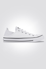 CONVERSE - סניקרס נמוכות לנשים CHUCK TAYLOR ALL STAR CRUSHED HEEL בצבע לבן - MASHBIR//365