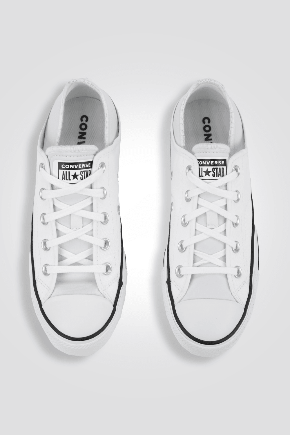 CONVERSE - סניקרס נמוכות לנשים CHUCK TAYLOR ALL STAR CRUSHED HEEL בצבע לבן - MASHBIR//365