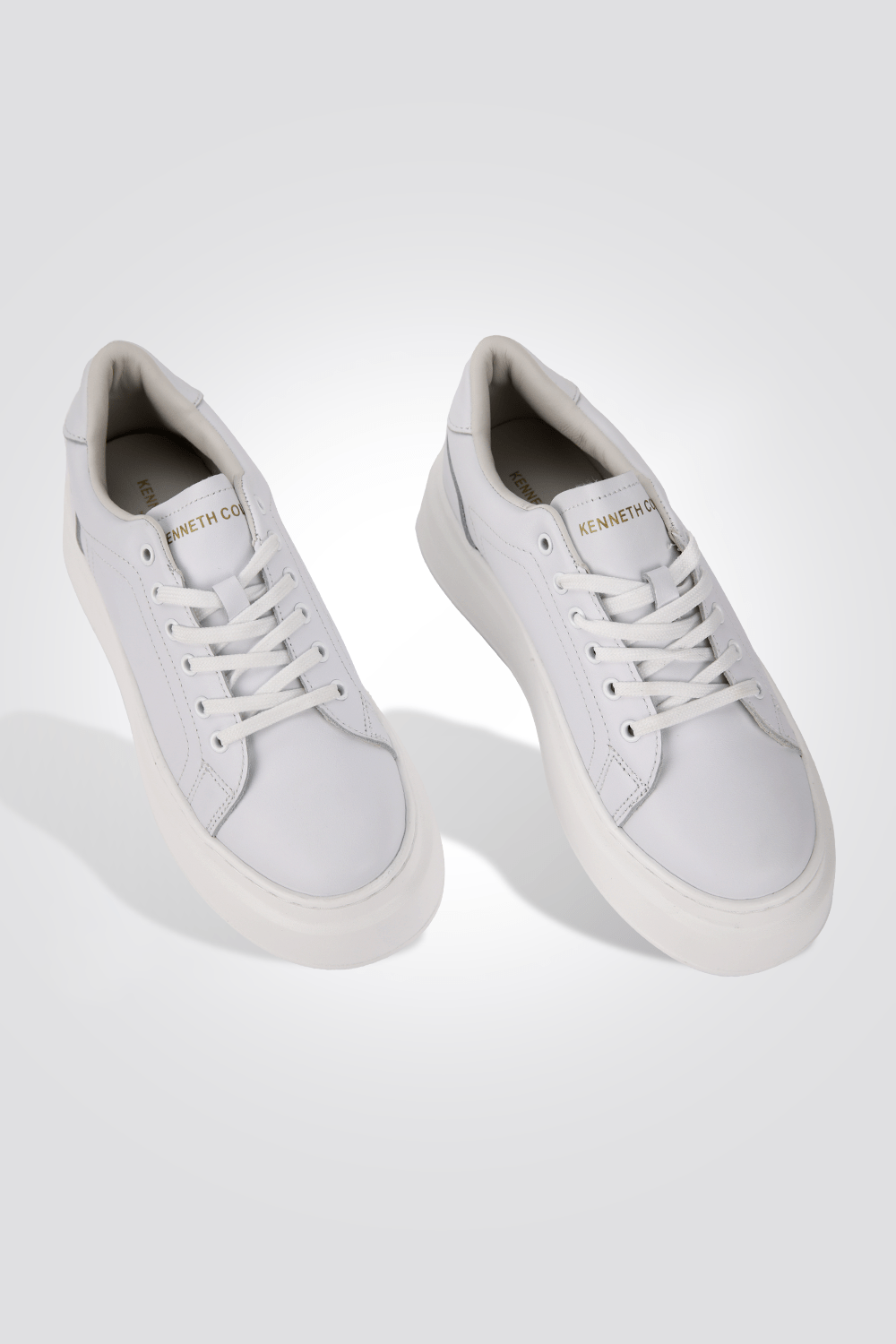 KENNETH COLE - סניקרס נשים זמש פלטפורמה - MASHBIR//365