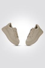 KENNETH COLE - סניקרס נשים זמש פלטפורמה - MASHBIR//365