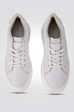 KENNETH COLE - סניקרס נשים זמש פלטפורמה - MASHBIR//365