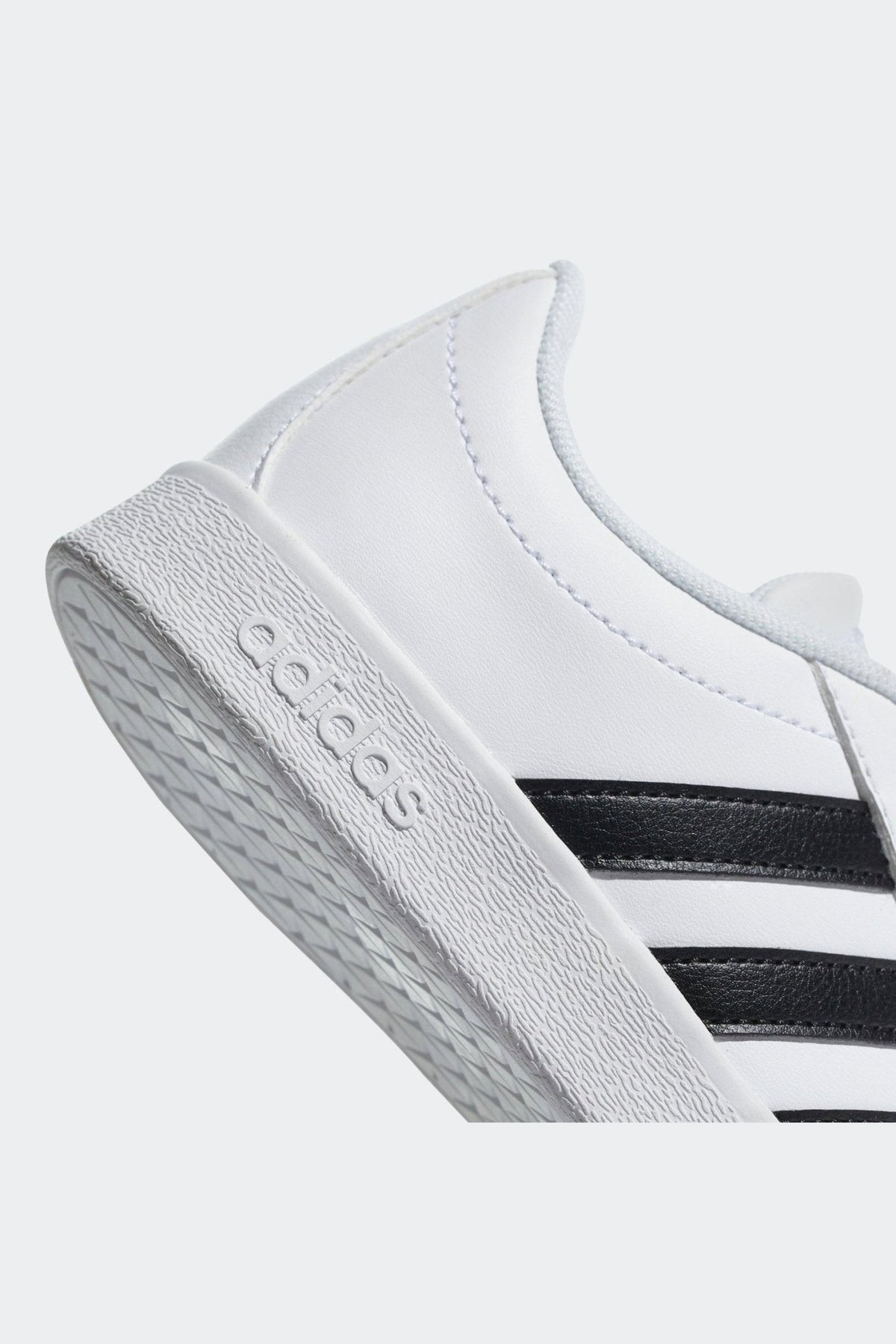 ADIDAS - סניקרס VL COURT 2.0 בצבע לבן - MASHBIR//365