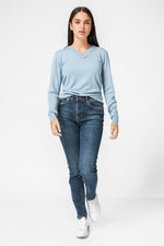 KENNETH COLE - סריג בייסיק בצבע תכלת - MASHBIR//365