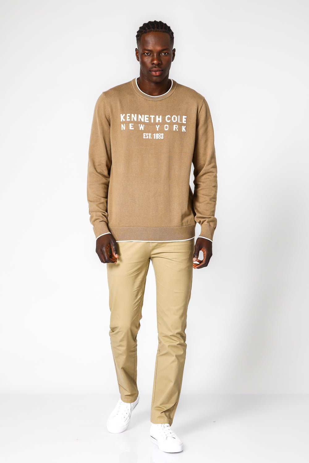 KENNETH COLE - סריג בייסיק צווארון עגול בצבע בז - MASHBIR//365