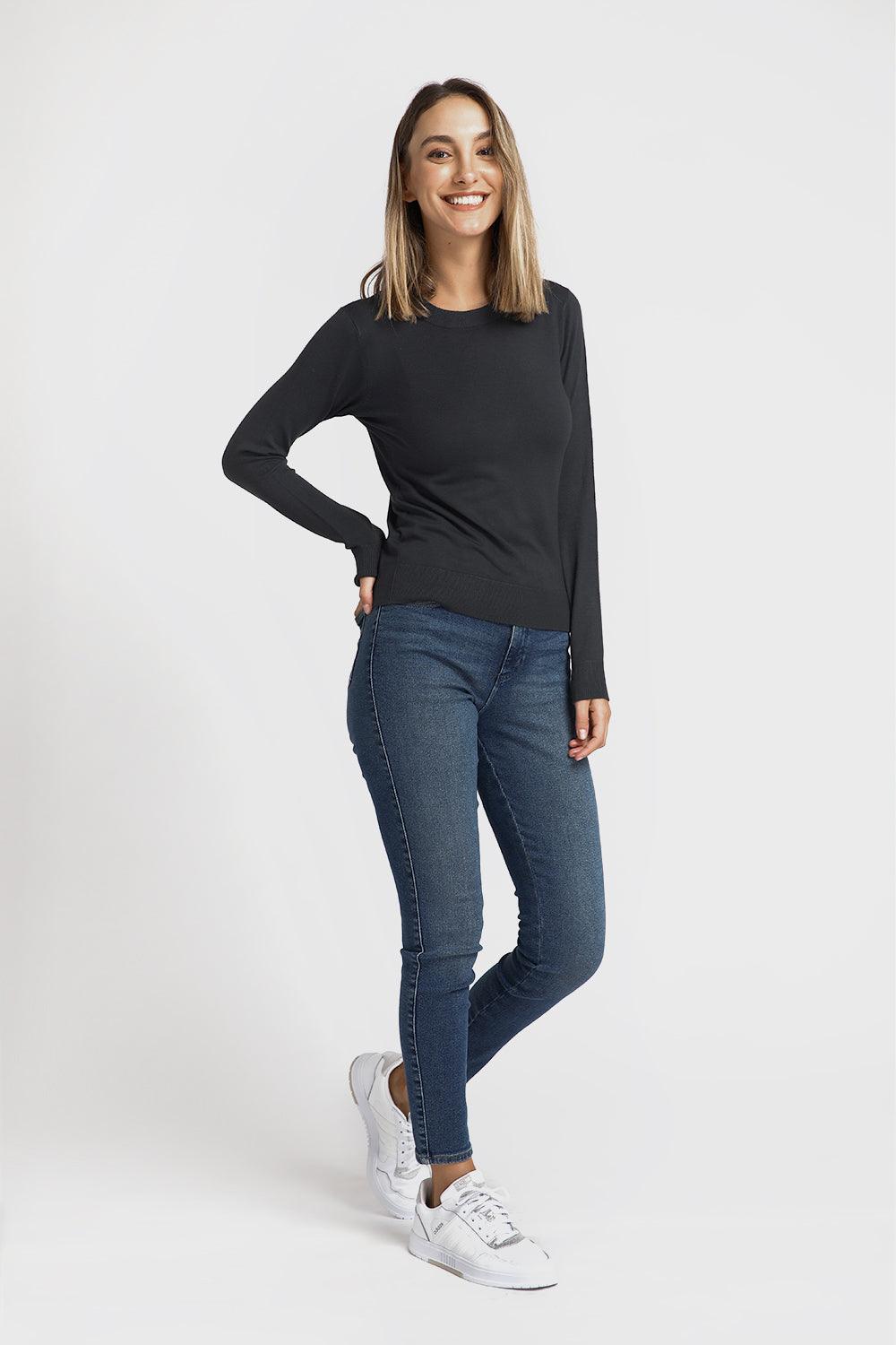 חולצת סריג דקה לנשים בצבע אפור פחם | קנת קול