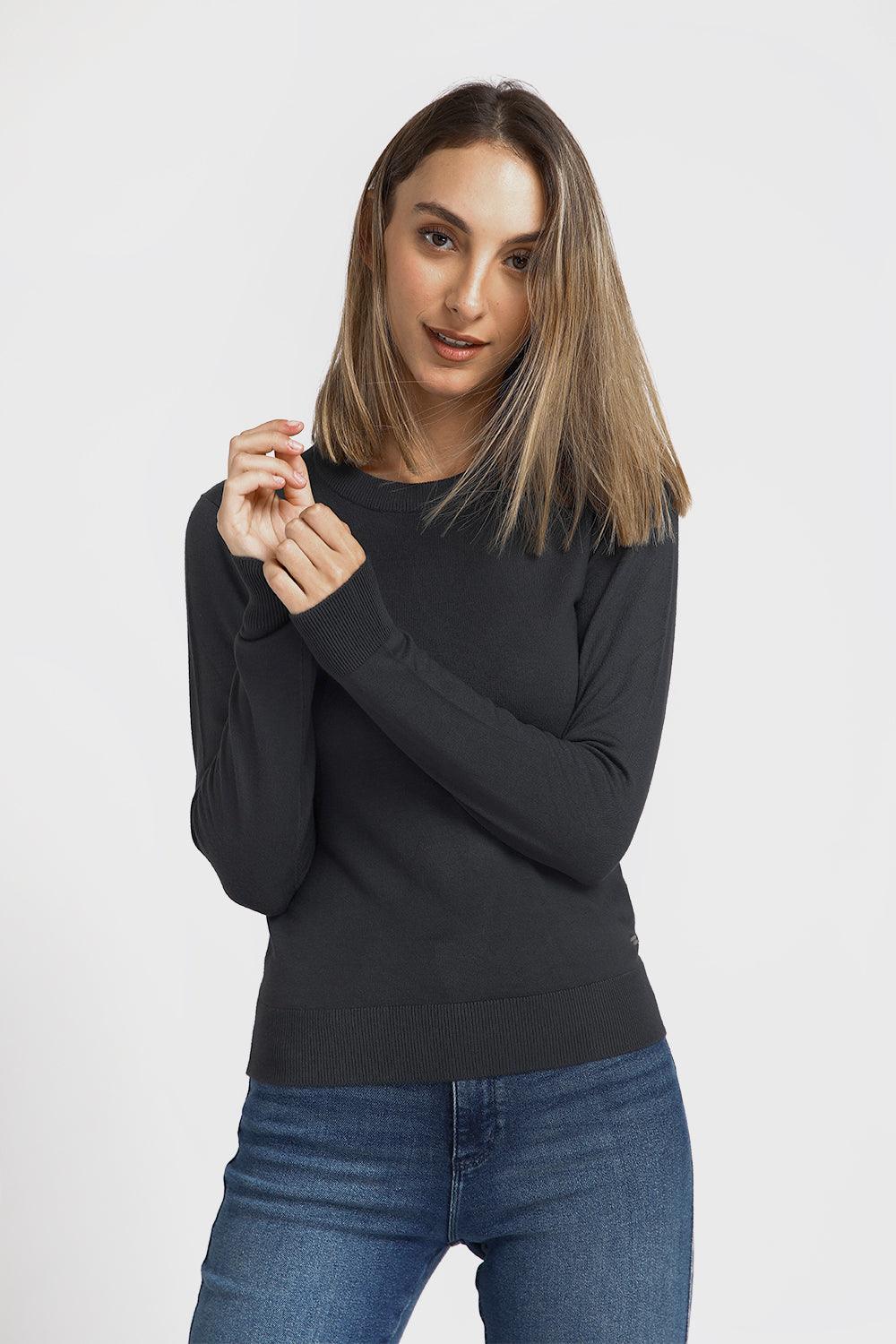 חולצת סריג דקה לנשים בצבע אפור פחם | קנת קול