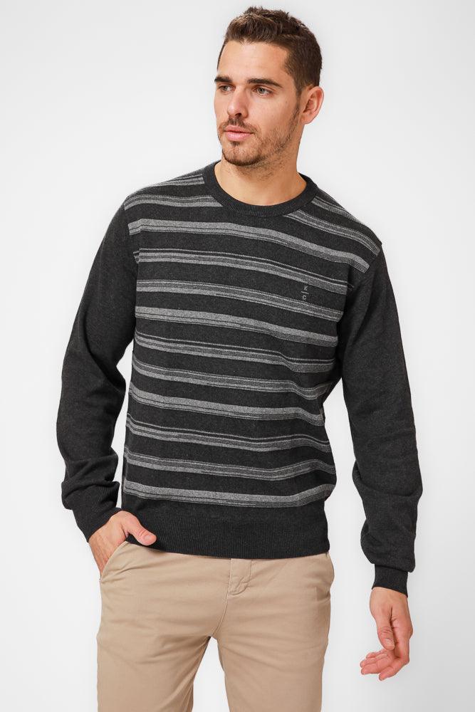 KENNETH COLE - סריג פסים ג'קארד בצבע אפור - MASHBIR//365