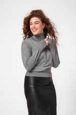 KENNETH COLE - סריג גולף בצבע אפור - MASHBIR//365