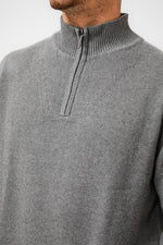 KENNETH COLE - סריג עם צווארון ורוכסן בצבע אפור כהה - MASHBIR//365