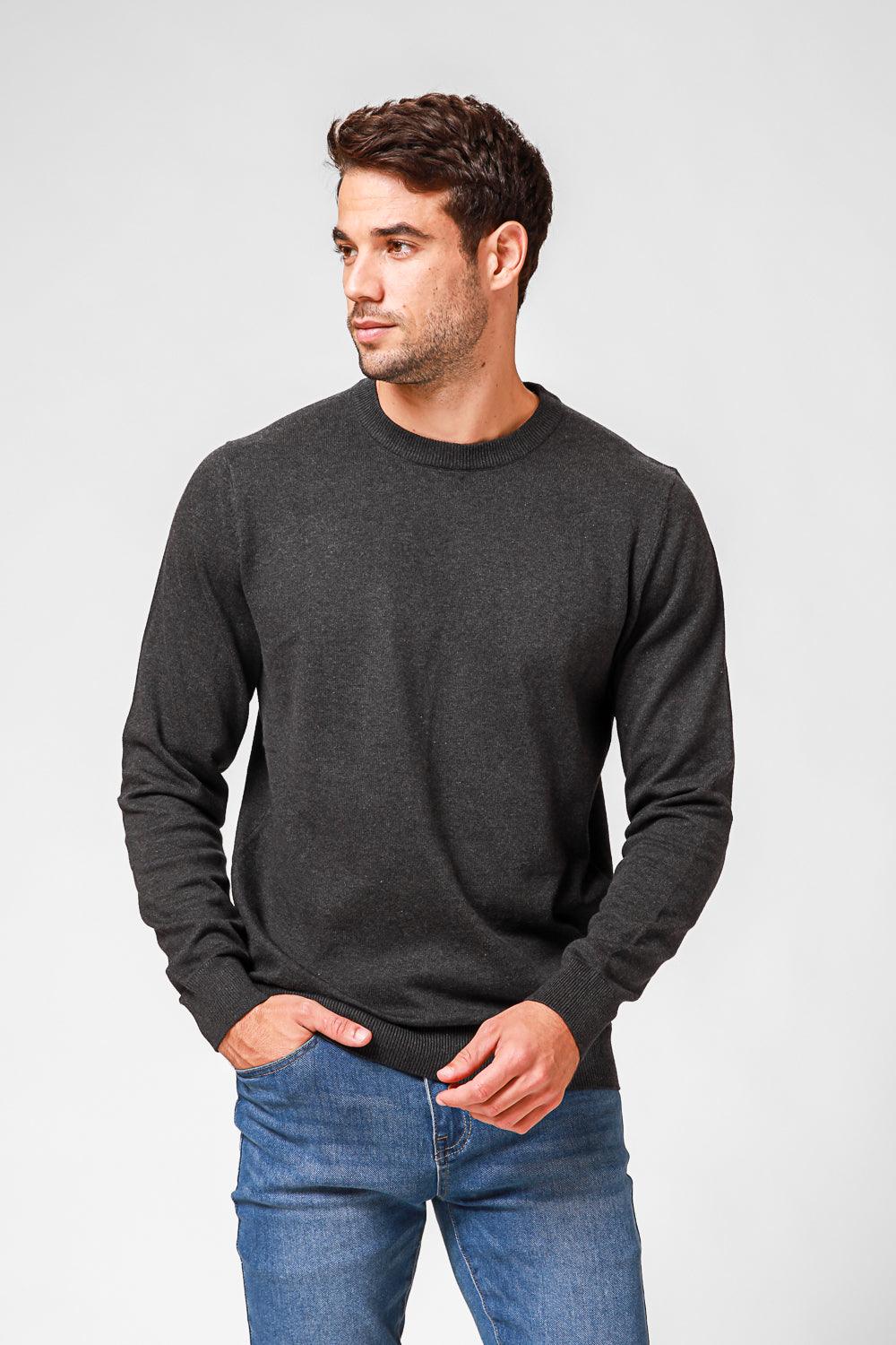 KENNETH COLE - סריג כותנה בייסיק עם צווארון עגול בצבע אפור - MASHBIR//365