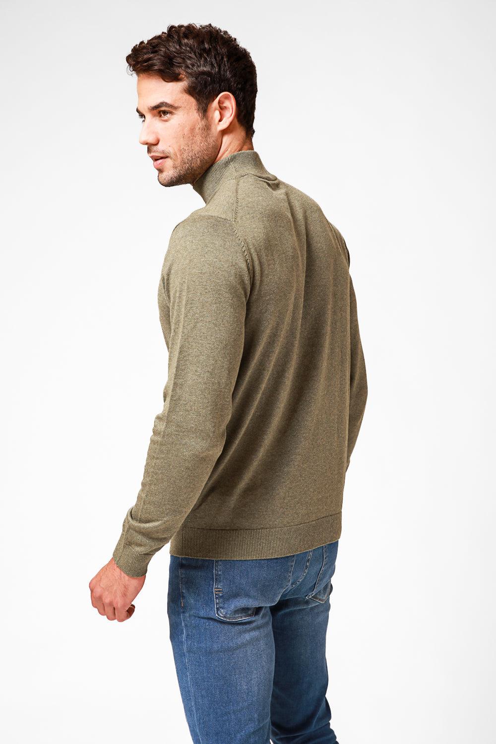 KENNETH COLE - סריג כותנה בייסיק עם צווארון גולף קצר בצבע זית - MASHBIR//365