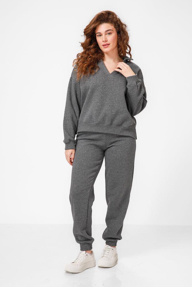 KENNETH COLE - סווטשירט פולו עם צווארון וי בצבע אפור - MASHBIR//365