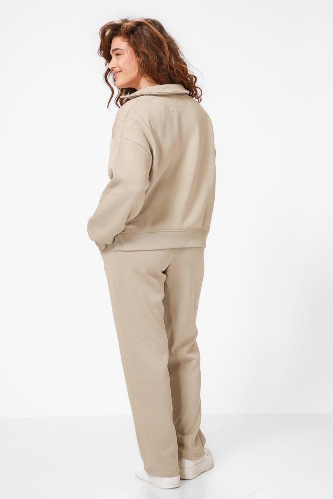 KENNETH COLE - סווטשירט פולו עם צווארון וי בצבע בז' - MASHBIR//365