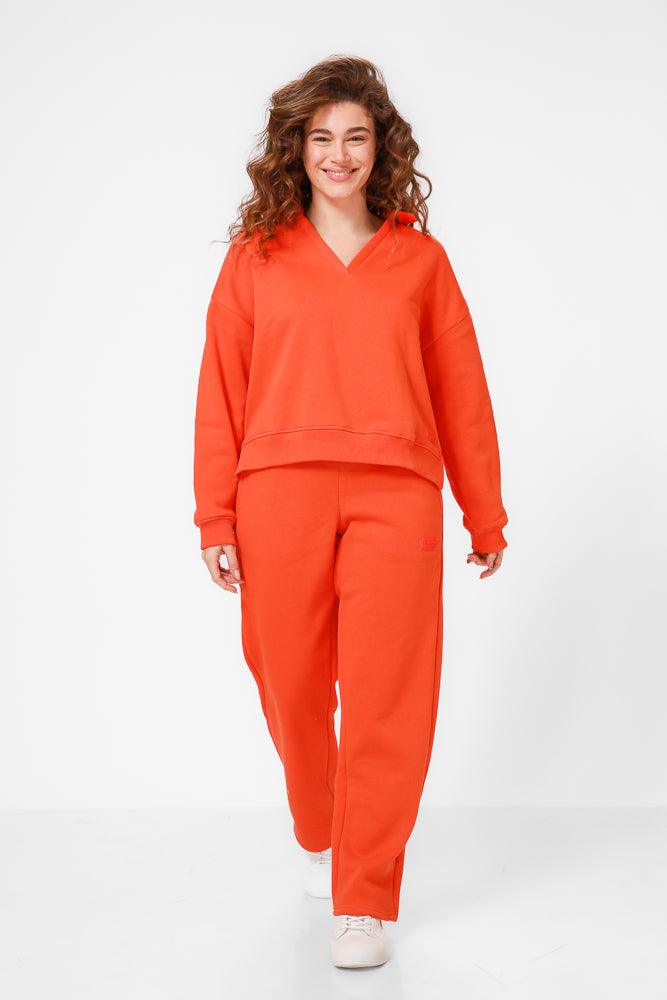 KENNETH COLE - סווטשירט פולו עם צווארון וי בצבע כתום - MASHBIR//365