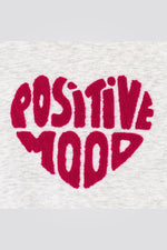 OKAIDI - סווטשירט ילדות באפור מלאנג' בהיר עם הדפס לב אדום - MASHBIR//365