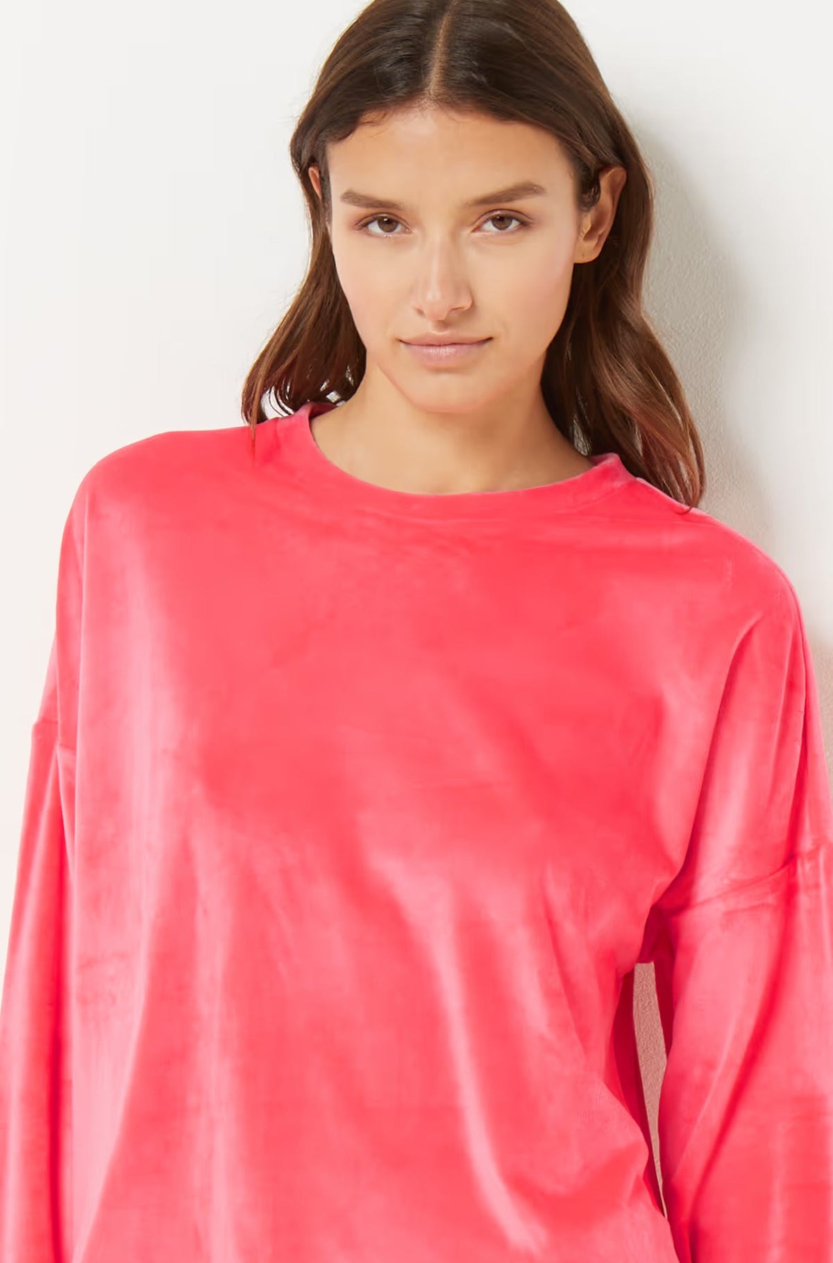 ETAM - סווטשירט קטיפתי DUNKAN בצבע פוקסיה - MASHBIR//365