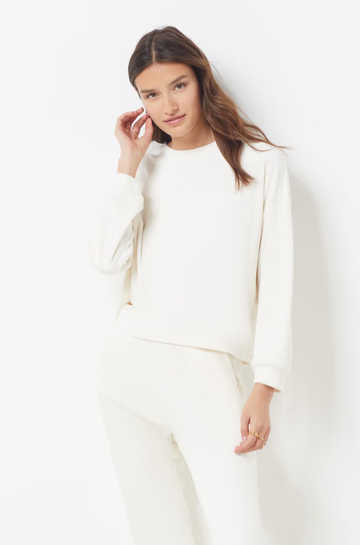 ETAM - סווטשירט קטיפתי DUNKAN בצבע קרם - MASHBIR//365