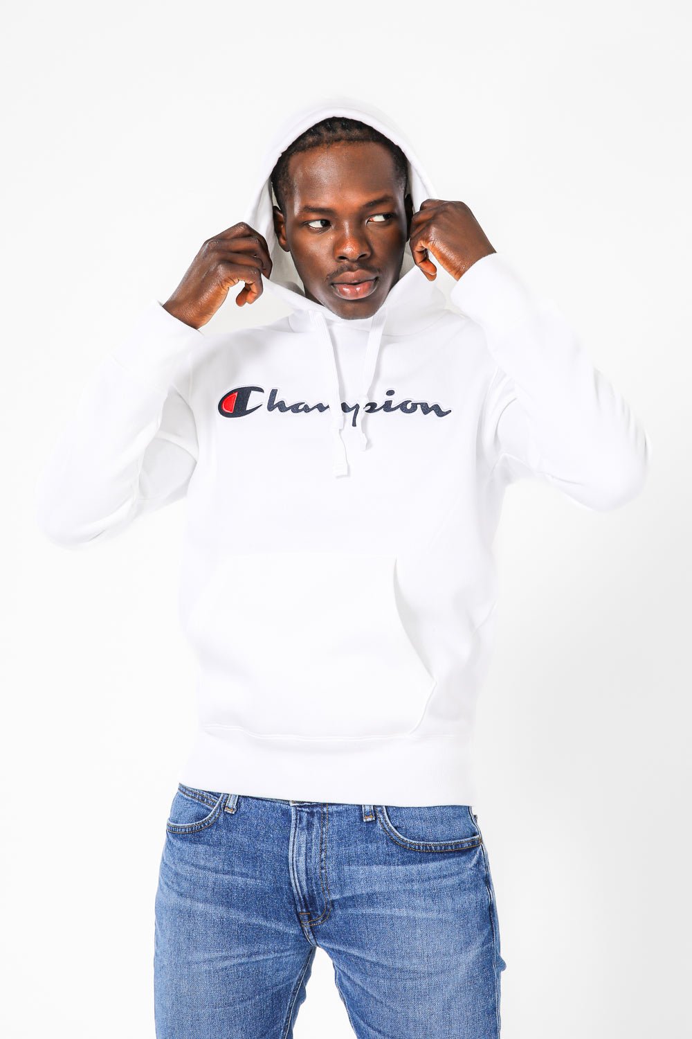 CHAMPION - סווטשירט לבן עם כובע קפוצ'ון - MASHBIR//365