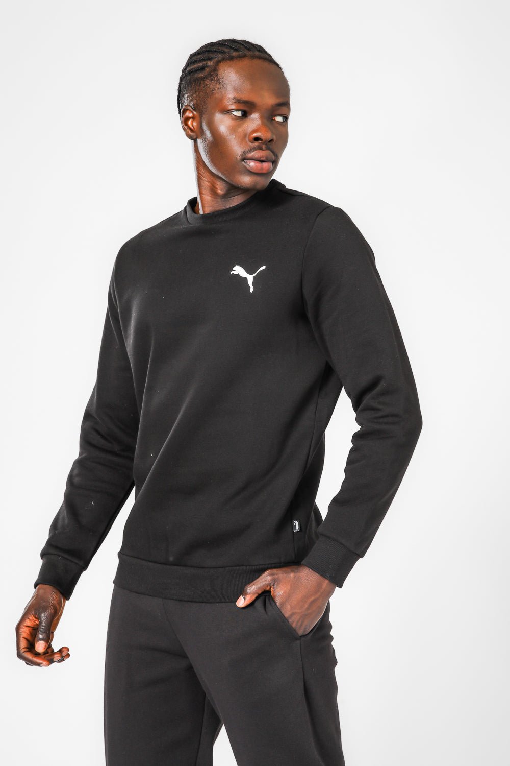 PUMA - סווטשירט לגברים ESS בצבע שחור - MASHBIR//365