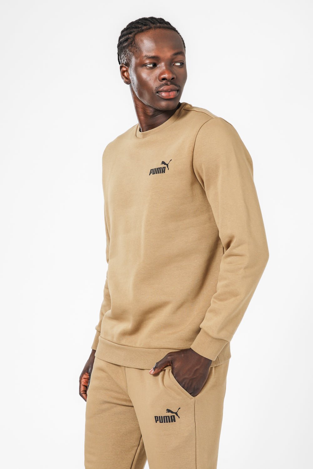 PUMA - סווטשירט לגברים ESS בצבע חום - MASHBIR//365