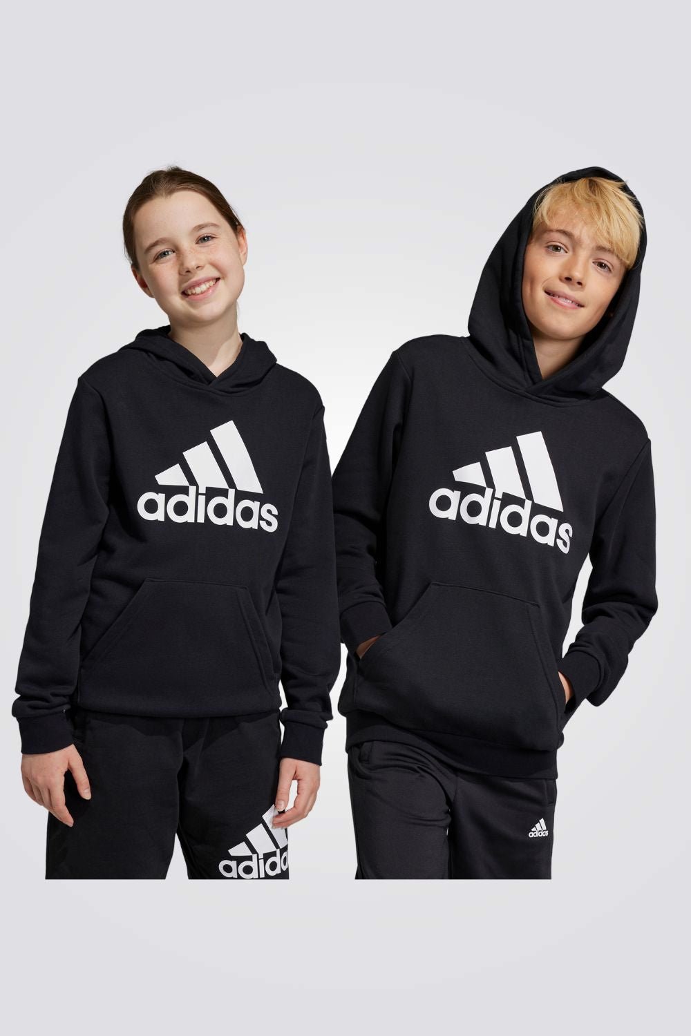 ADIDAS - סווטשירט לילדים ESSENTIALS בצבע שחור - MASHBIR//365