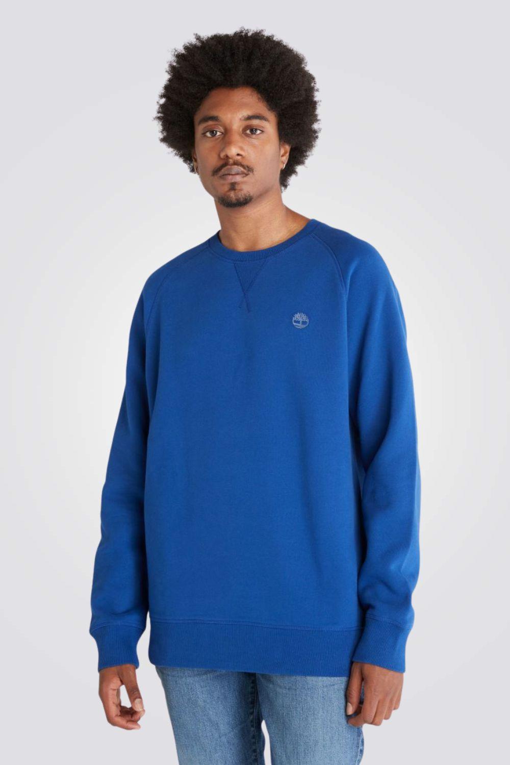 TIMBERLAND - סווטשירט חלק עם רקמת לוגו בצבע כחול - MASHBIR//365