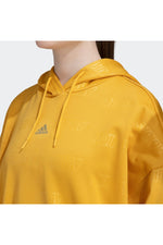 ADIDAS - סווטשירט לנשים EMBOSSED MONOGRAM בצבע צהוב - MASHBIR//365