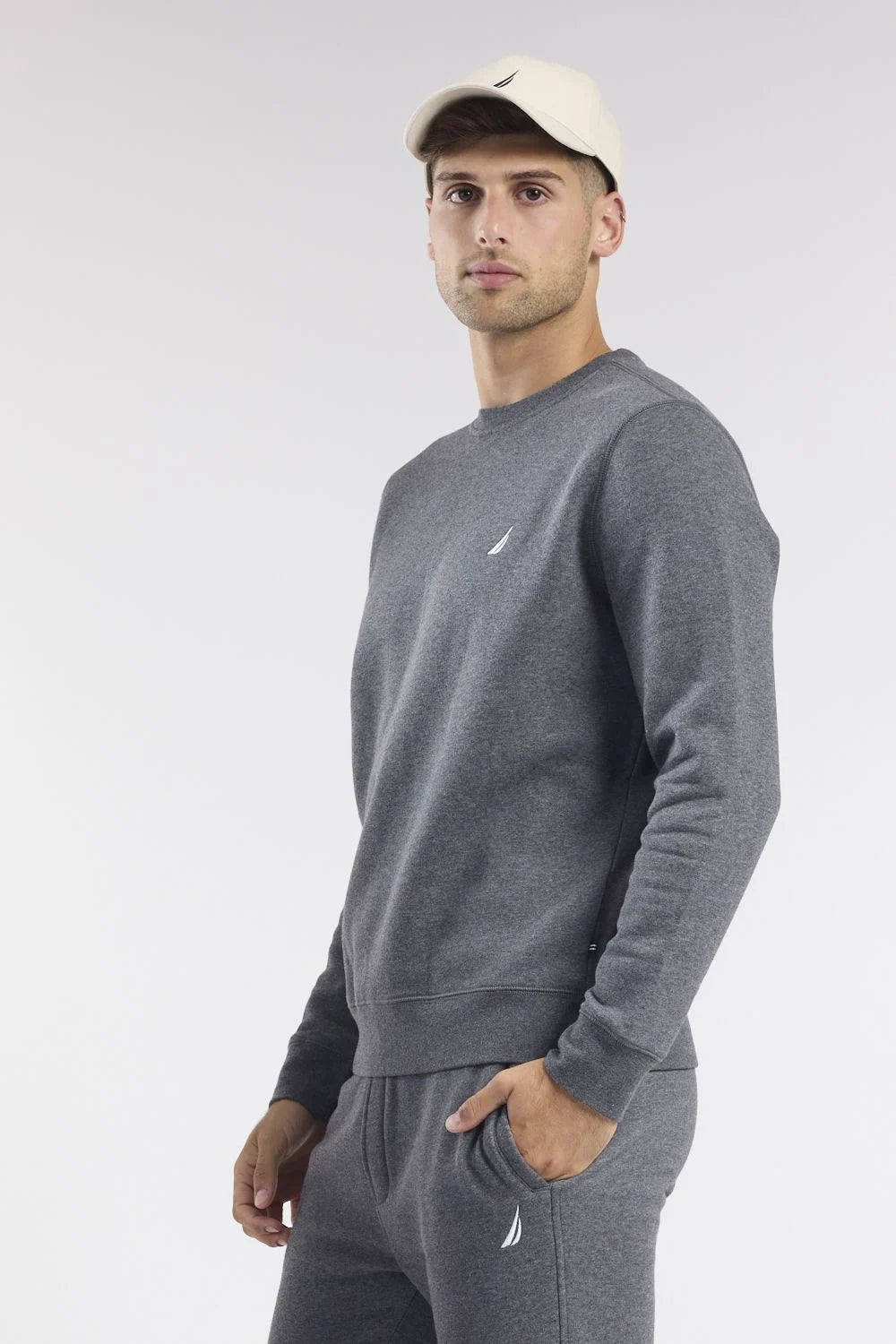 NAUTICA - סווטשירט לוגו אפור פחם - MASHBIR//365