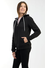 NAUTICA - סווטשירט לוגו עם כובע בצבע שחור - MASHBIR//365