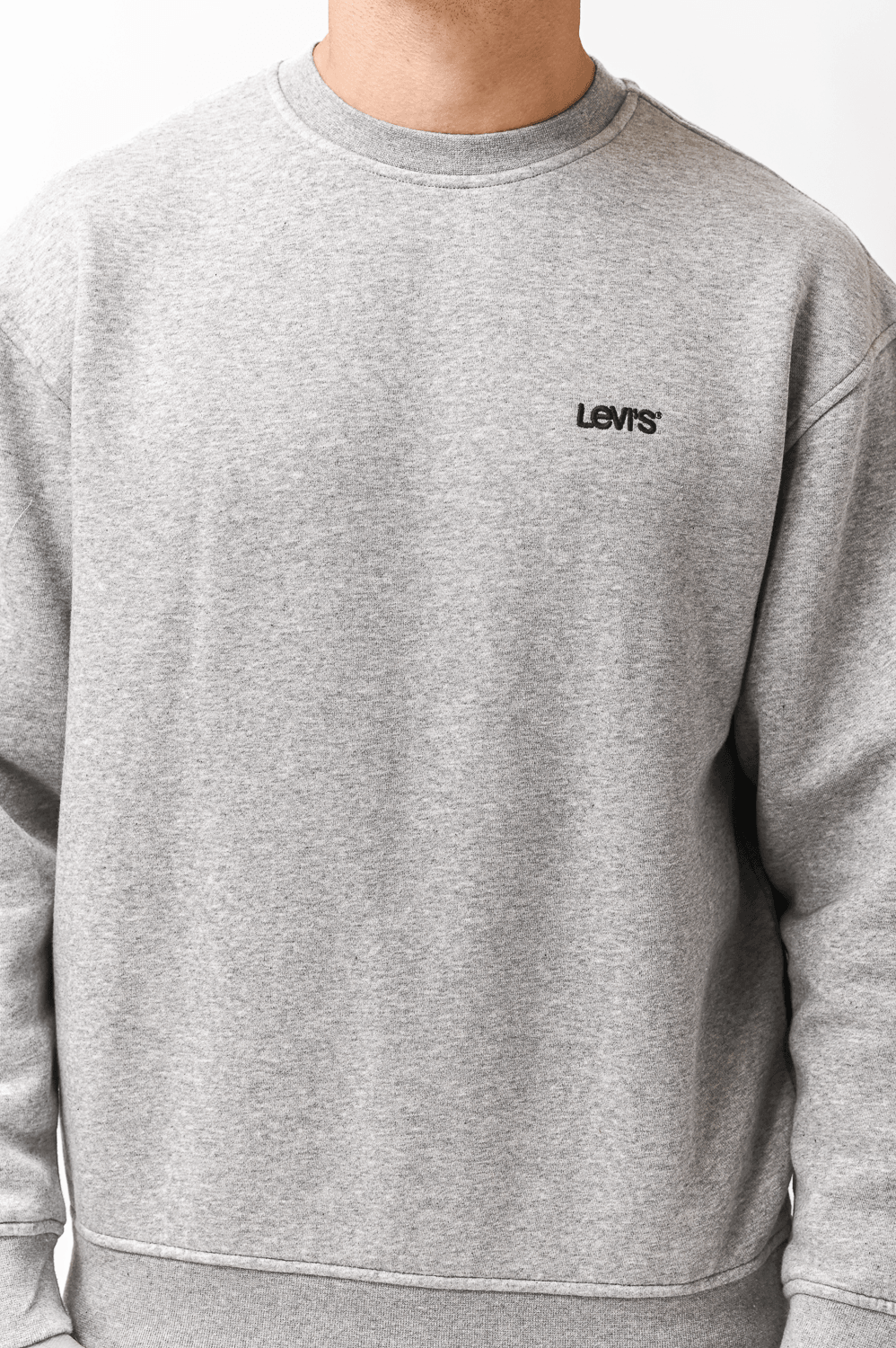 LEVI'S - סווטשירט עם כיתוב לוגו בצבע אפור - MASHBIR//365