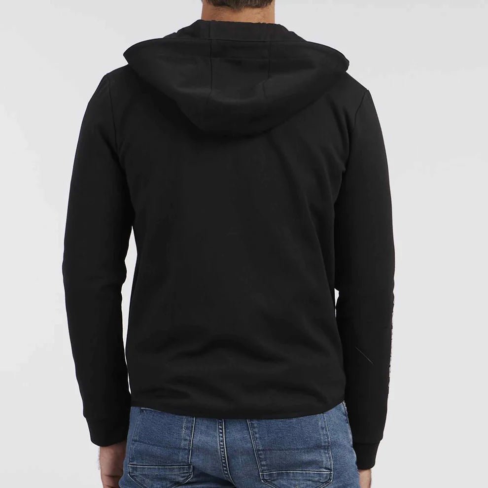 NAUTICA - סווטשירט עם לוגו רקום בצבע שחור - MASHBIR//365