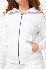 KENNETH COLE - סווטשירט עם צווארון ארוך בצבע לבן - MASHBIR//365