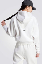 ADIDAS - סווטשרט לנשים Z.N.E FULL בצבע לבן - MASHBIR//365