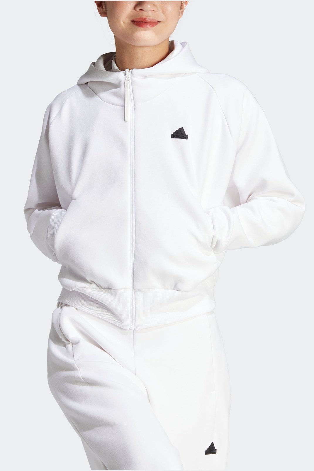 ADIDAS - סווטשרט לנשים Z.N.E FULL בצבע לבן - MASHBIR//365