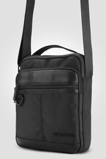 KENNETH COLE - תיק צד לגבר בצבע שחור - MASHBIR//365