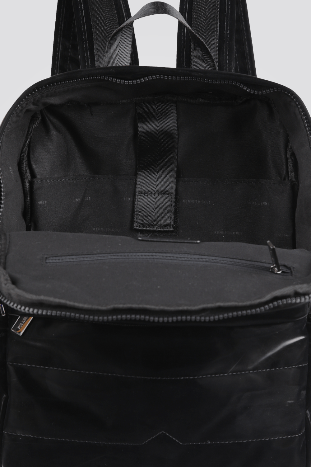 KENNETH COLE - תיק גב בצבע שחור - MASHBIR//365