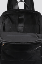 KENNETH COLE - תיק גב בצבע שחור - MASHBIR//365