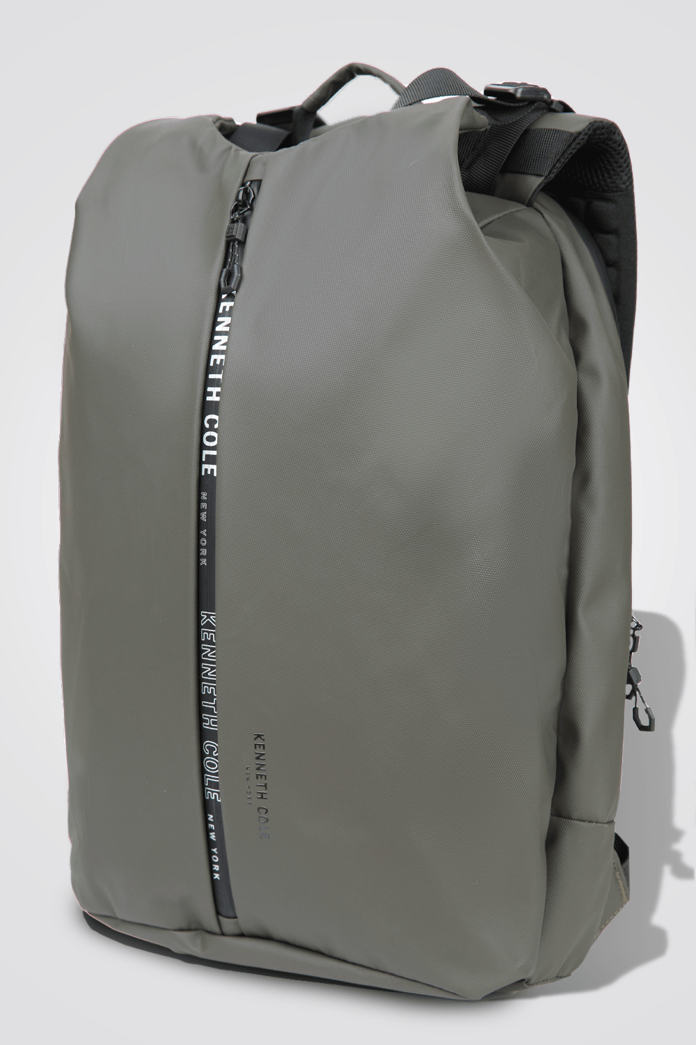 KENNETH COLE - תיק גב גירה מרובעת ירוק זית - MASHBIR//365